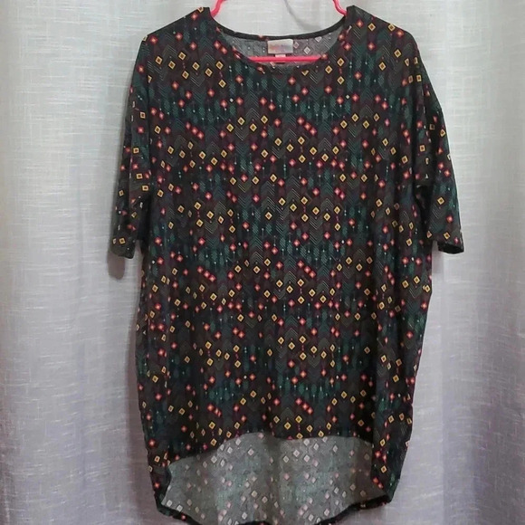 LULAROE TOP - Picture 1 of 4